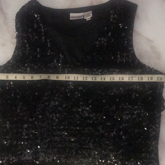 Sequin sleeveless top. Size 16 - Picture 9 of 10